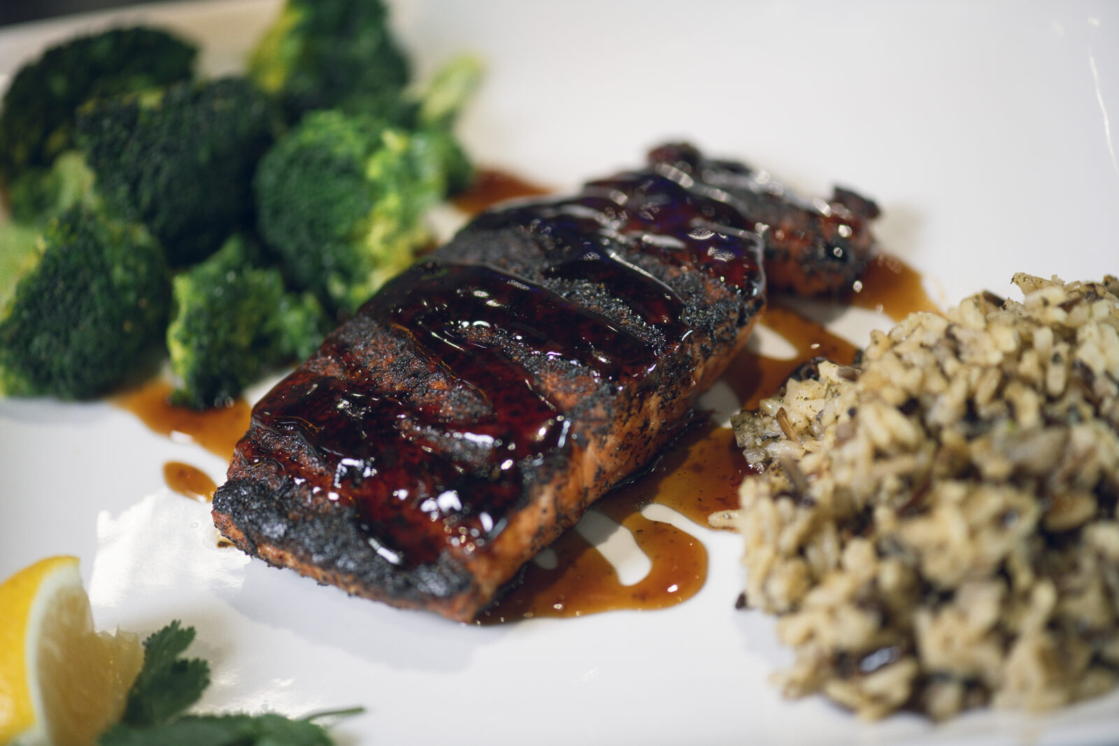 10-8 Cafe Bar & Grill