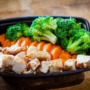 Chicken w/ Sweet Potato & Broccoli